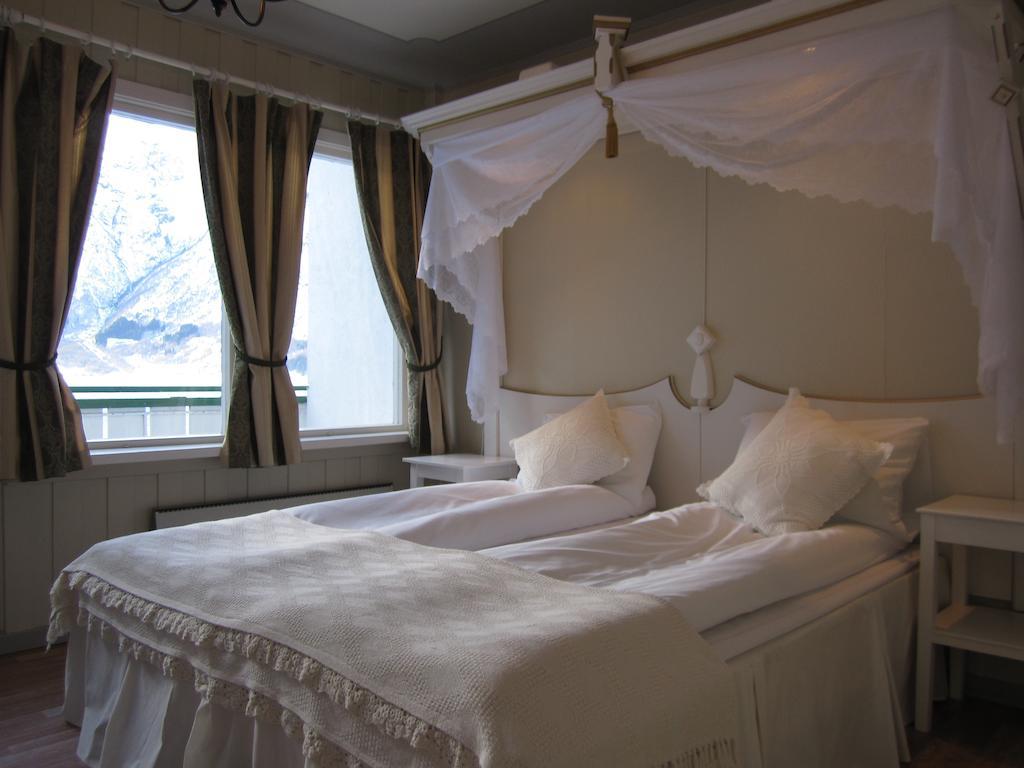 Hjelle Hotel Room photo